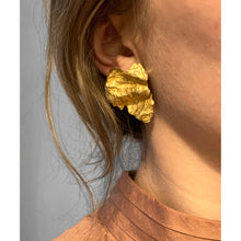 Load image into Gallery viewer, Alocasia Earrings - 14K solid gold