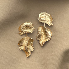 Load image into Gallery viewer, Dewfall Earrings - 14K solid gold
