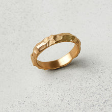 Load image into Gallery viewer, Rough Ring - Solid Gold
