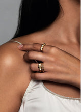 Load image into Gallery viewer, Curve Rock - Solid Gold