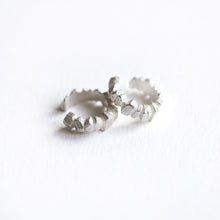Load image into Gallery viewer, Crystallized Cuff - Silver