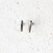 Load image into Gallery viewer, Fragment Studs - Silver
