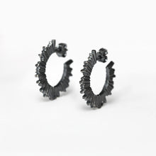 Load image into Gallery viewer, Queen Hoops - Oxidised